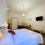 Moro Bed & Breakfast *