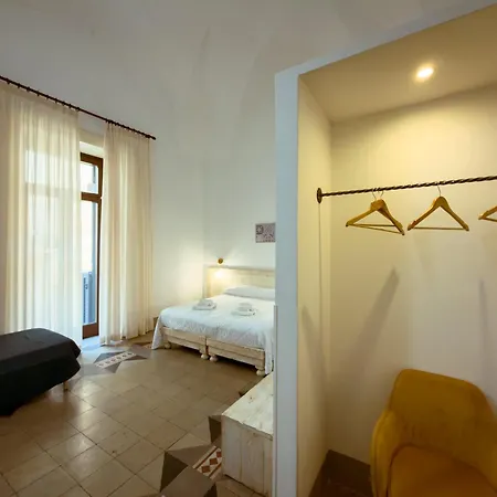 B&B Moro *
